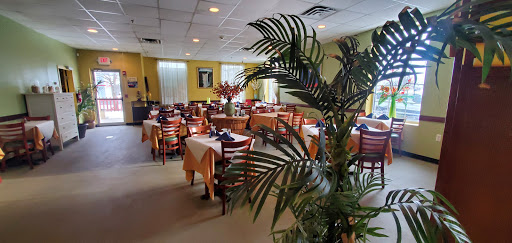 De Island Breeze Caribbean Restaurant & Lounge